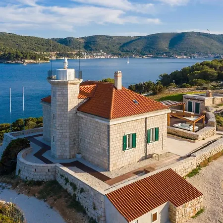 Sensational Island Host Light House 2 Bedrooms Exclusive Island House *