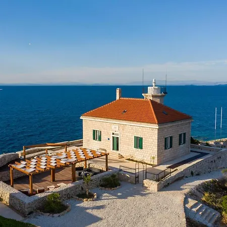 Sensational Island Host Light House 2 Bedrooms Exclusive Island House