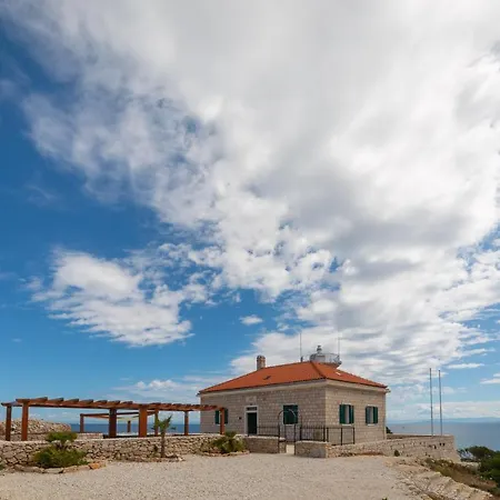 Sensational Island Host Light House 2 Bedrooms Exclusive Island House Vis
