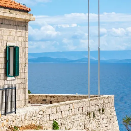 Sensational Island Host Light House 2 Bedrooms Exclusive Island House