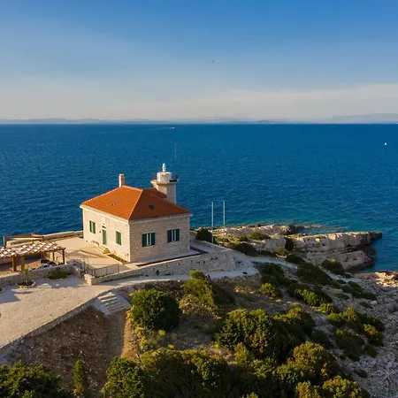 Sensational Island Host Light House 2 Bedrooms Exclusive Island House