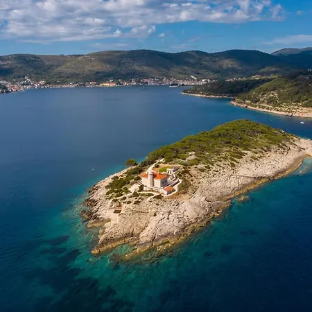 Sensational Island Host Light House 2 Bedrooms Exclusive Island House Villa Vis