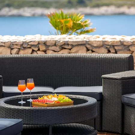 Sensational Island Host Light House 2 Bedrooms Exclusive Island House Villa Vis