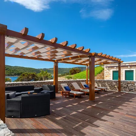 Villa Sensational Island Host Light House 2 Bedrooms Exclusive Island House *