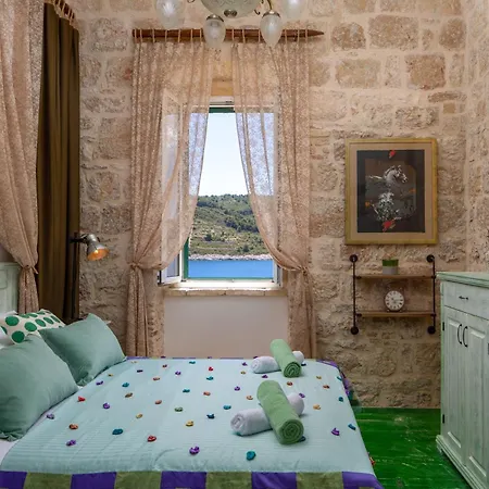 Sensational Island Host Light House 2 Bedrooms Exclusive Island House Villa *