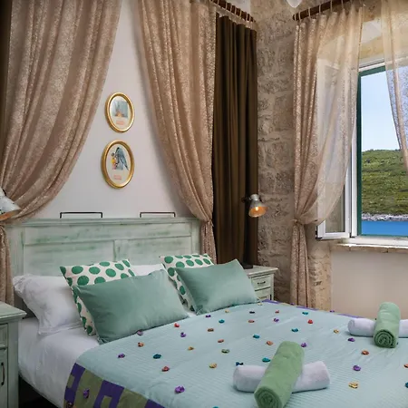Sensational Island Host Light House 2 Bedrooms Exclusive Island House Vis