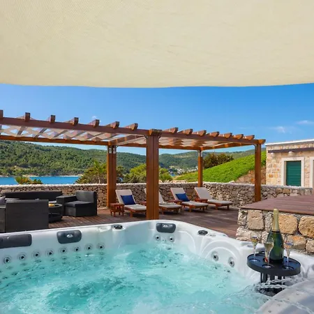 Villa Sensational Island Host Light House 2 Bedrooms Exclusive Island House *