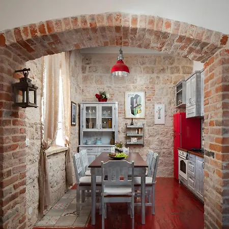 Sensational Island Host Light House 2 Bedrooms Exclusive Island House Vis